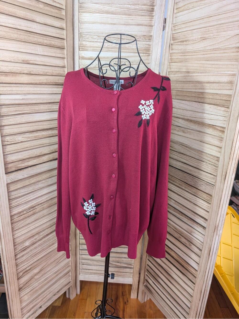 Womens NOTATIONS Long Sleeve Cardigan W Floral Embellishments Small Pull Sz XL